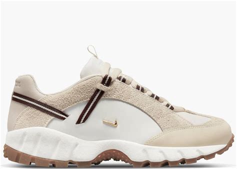 nike air humara jacquemus|humara jacquemus light bone gold.